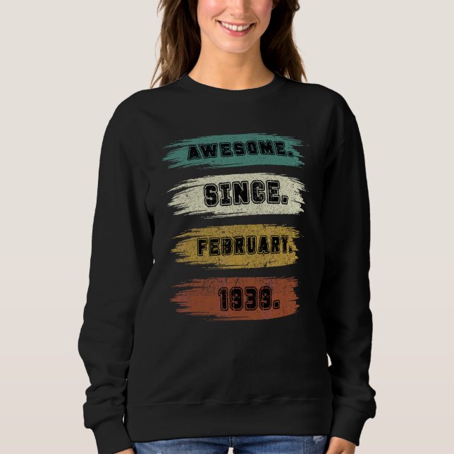 82 Jahre Phantastisch seit Februar 1940 82. Bir Sweatshirt (Vorderseite)