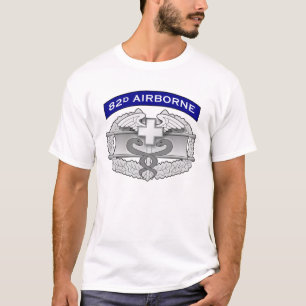 82d im Flugzeug w T-Shirt