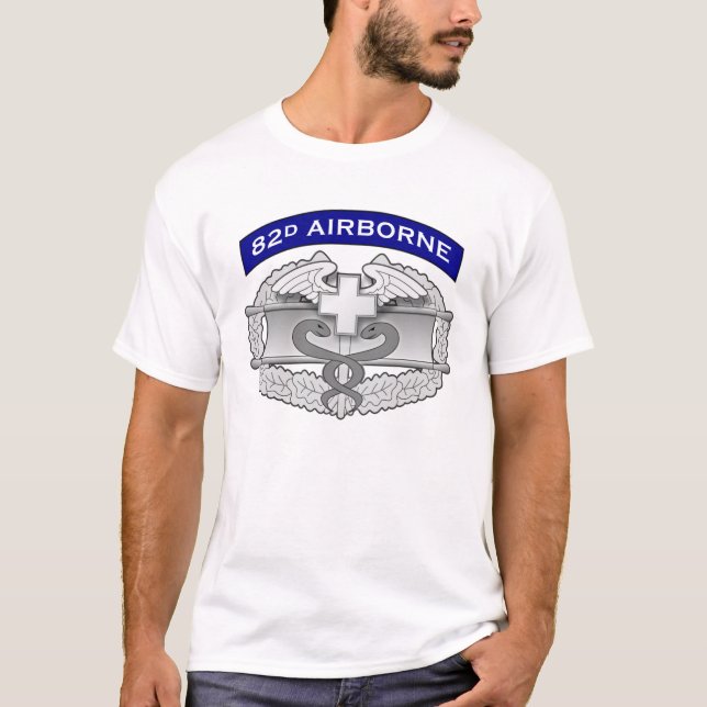 82d im Flugzeug w T-Shirt (Vorderseite)