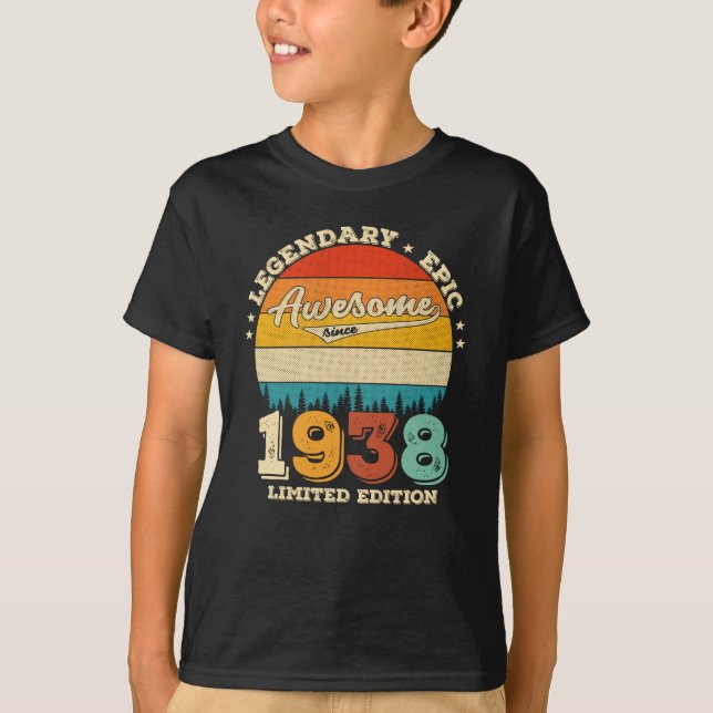 84 Year Old Awesome Since 1938 84th Birthday Gift T-Shirt (Vorderseite)