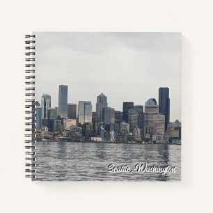 8.5X8.5 Spiral Notebook - Skyline von Seattle, WA. Notizbuch