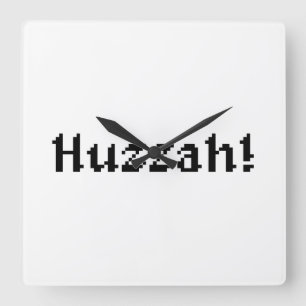 8 Bit Huzzah! Quadratische Wanduhr