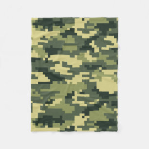8 Bit Pixel Digital Woodland Camouflage / Camoufla Fleecedecke