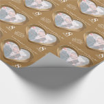 8. Hochzeitsjahrestags-Bronzeherz-Fotoverpackung Geschenkpapier<br><div class="desc">Hochzeitstag-Packpapier in den bronzefarbigen Tönen. Personifizieren Sie dieses Jahrestagspapier mit Ihrem eigenen Foto und Verwandten oder Freunde Name und Jahrestagsjahr. Liest z.Z. zu unserem Tochter-und Schwiegersohn-glücklichen Jahrestag 8 Jahre. Bronzeeffekt in einer Herzform druckte Grafiken 8. Hochzeitstag-Packpapierideal, um ein spezielles Geschenk oben einzuwickeln. Der 8. Jahrestag, der traditionsgemäß mit Bronze und...</div>
