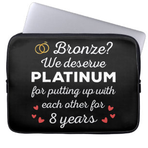 8. Hochzeitstag I - Bronze Funny Couple Laptopschutzhülle