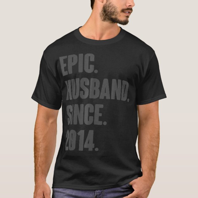 8. Hochzeitstipendium für Ihm epischen Ehemann S T-Shirt (Vorderseite)