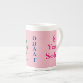 8 Jahre nüchterne Tasse