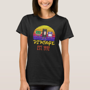 90. Geburtstag T-Shirts Funny Est 1932 Vin
