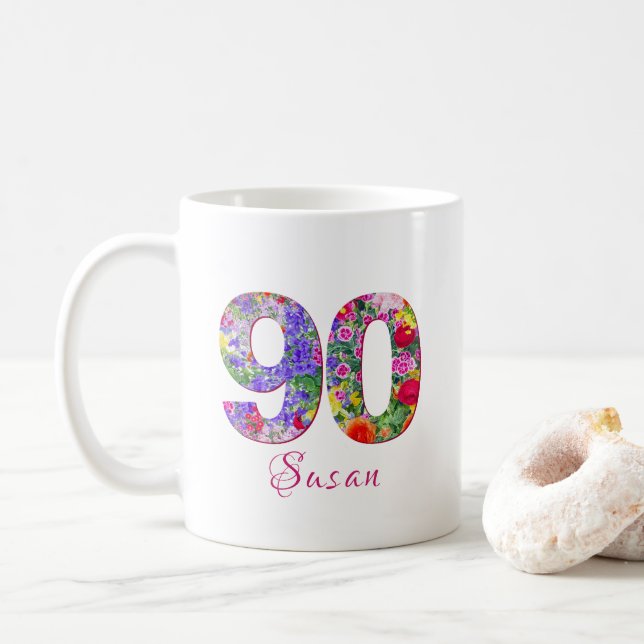 90 Jahre Geburtstagsparty Blumendesign Tasse (Mit Donut)