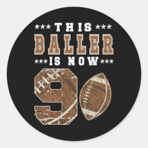 9. Geburtstag Fußball Boy 9 Jahre alter Fußball P Runder Aufkleber