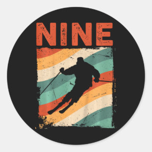 9. Geburtstag Retro Skifahren 9 Jahre alte Jungen Runder Aufkleber