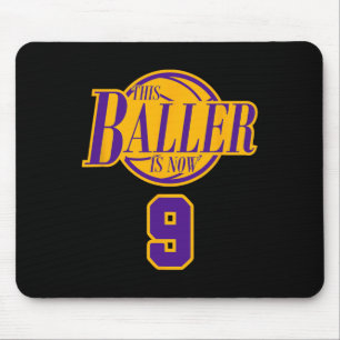 9 Jahre alt Geburtstag Basketball Baller Lila und Mousepad