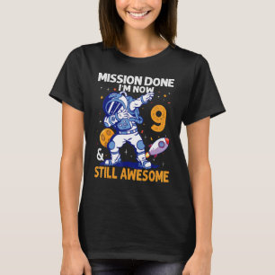 9-jähriger Astronautenraumplanet 9. Geburtstagskin T-Shirt
