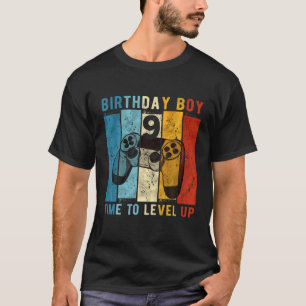 9-jähriger Geburtstag Junge 9-mal auf Stufe 9 vor  T-Shirt