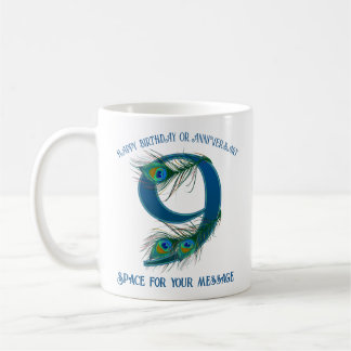9. Jubiläums-Pfauenfeder individuell anpassbar Kaffeetasse