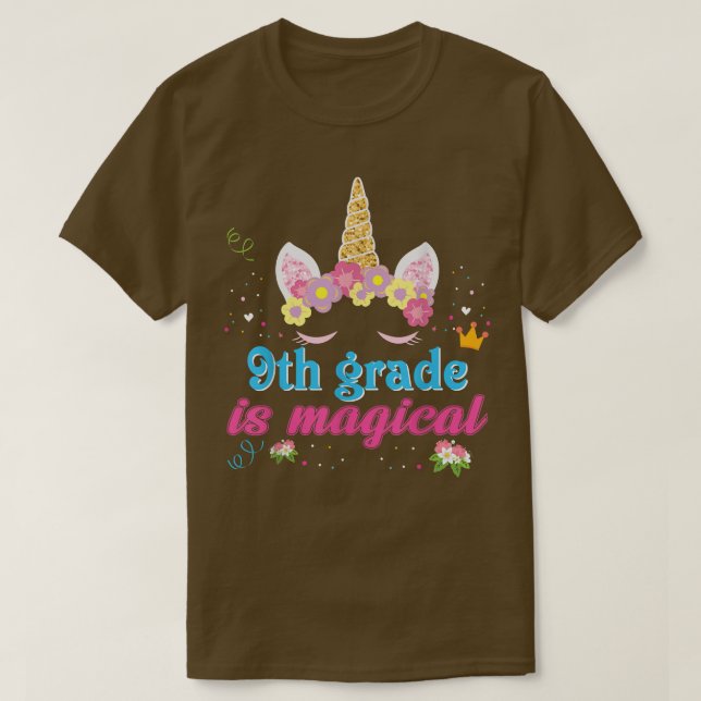 9. Klasse ist magisches Einhornmädchen zurück zur  T-Shirt (Design vorne)