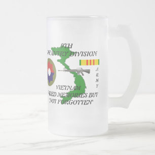 9. Mattierte Tasse Inf Vietnam