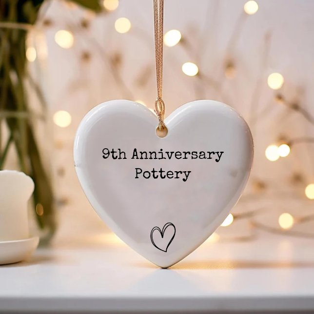 9. Potterjahrfeier Keepake Einfaches Chic Herz Keramik Ornament (9th Pottery Anniversary Keepsake Simple Chic Heart Ceramic Ornament)