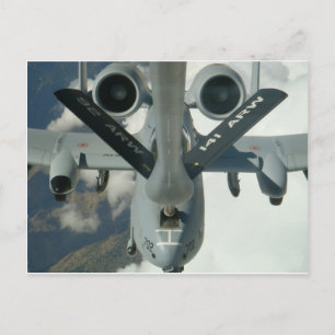 A-10 wird von KC-135 betankt Postkarte