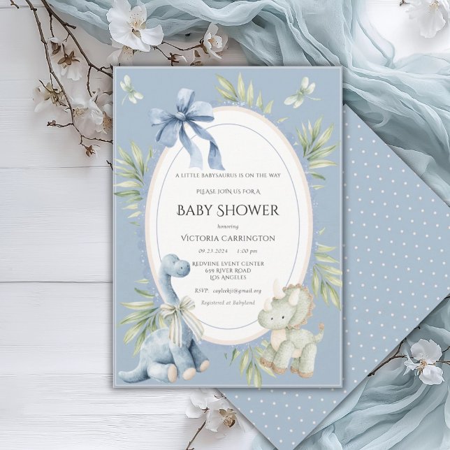 A Babysauraus is on the Way Cute Blue Baby Shower  Einladung (Von Creator hochgeladen)