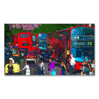 A busy Oxford Street with shoppers and red buses.  Magnetische Visitenkarte