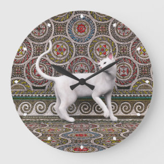 A cat on the mosaic large clock große wanduhr