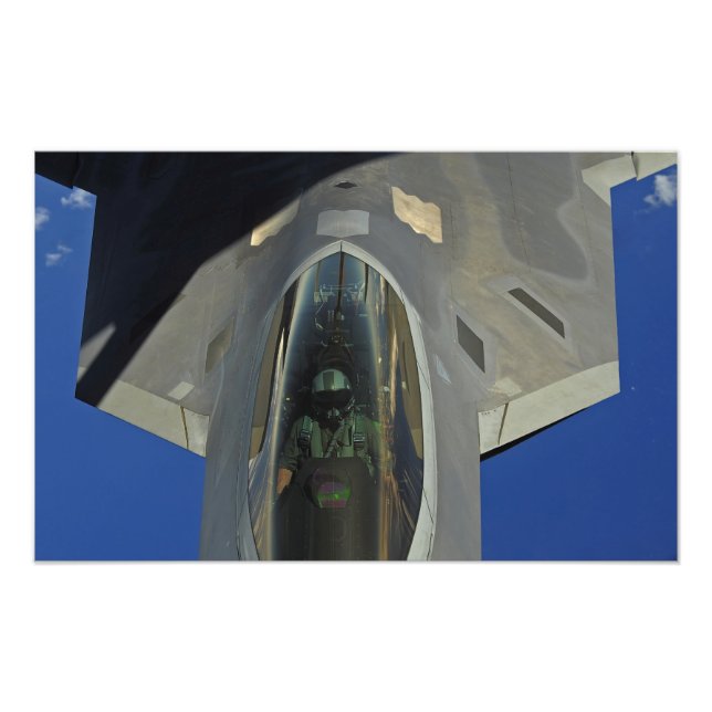 A F-22 Raptor erhält Treibstoff von einem KC-135 Fotodruck (Vorne)