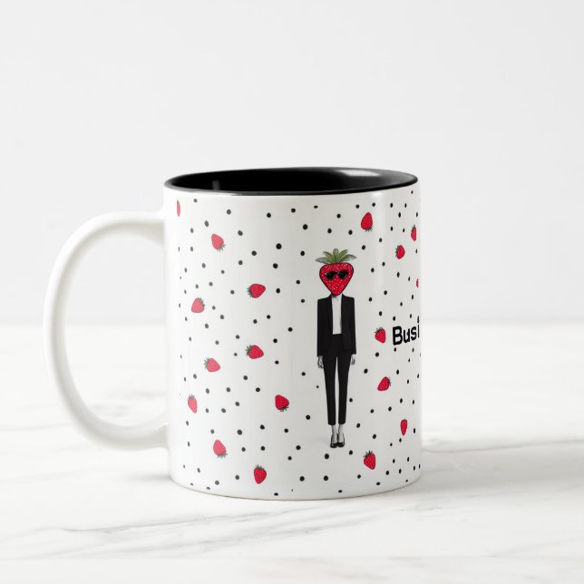A fun and stylish mug design featuring a strawberr zweifarbige tasse (Links)