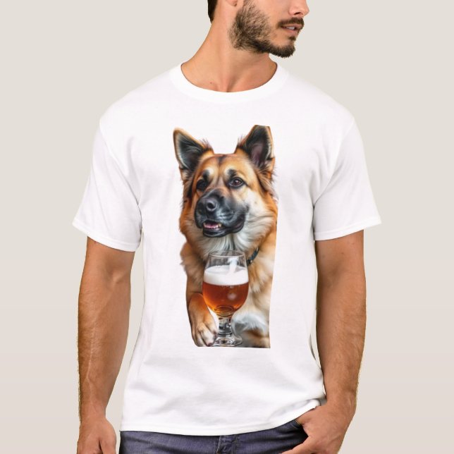 a German Shepherd Drinking a beer T-Shirt (Vorderseite)