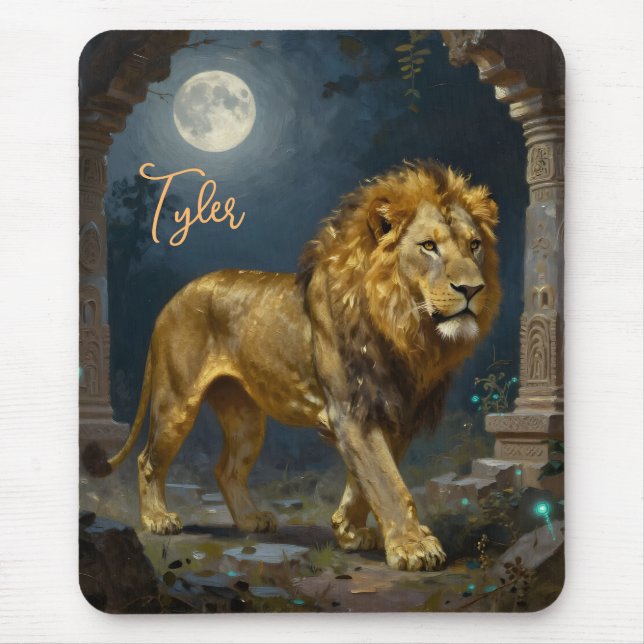 A Golden Lion Strolling under the Moon Personalize Mousepad (Vorne)