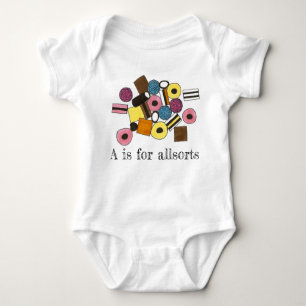 A ist für Allsorts Licorice All Sorts Candy Süßigk Baby Strampler