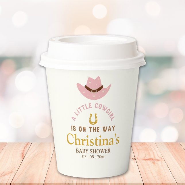 A Little Cowgirl Is on The Way - Baby Shower Girl Pappbecher (Von Creator hochgeladen)
