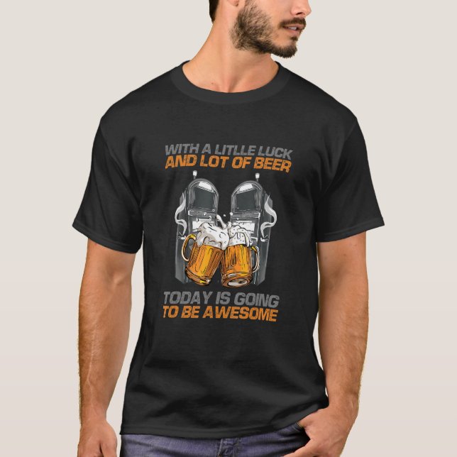 A Little Luck And Lot Of Beer Funny Casino Slot Ma T-Shirt (Vorderseite)