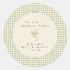 A Little Sprout is on the Way Baby Shower Runder Aufkleber