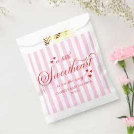 A Little Sweetheart Pink Red Hearts Baby Shower Geschenktütchen