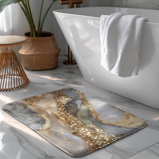A luxurious gold and white marble background badematte (Von Creator hochgeladen)
