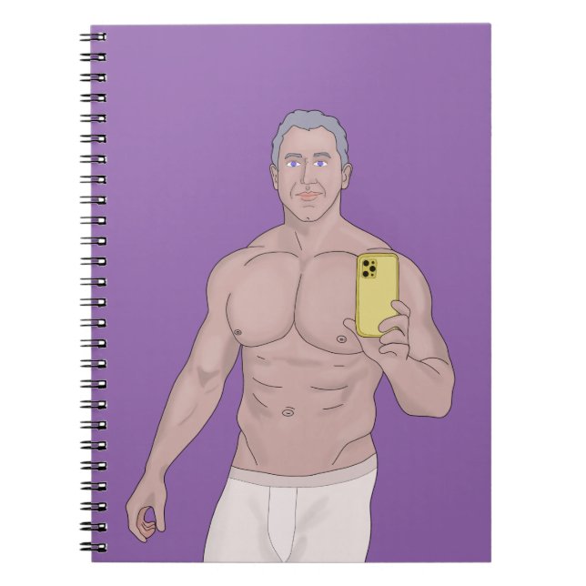 A Muscular gray-haired man taking a selfie Notizblock (Vorderseite)