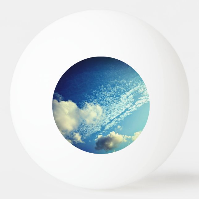 A sprinkling of clouds tischtennisball (Vorderseite)