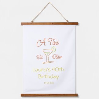 A tini bit older 40th birthday name date martini c wandteppich mit holzrahmen