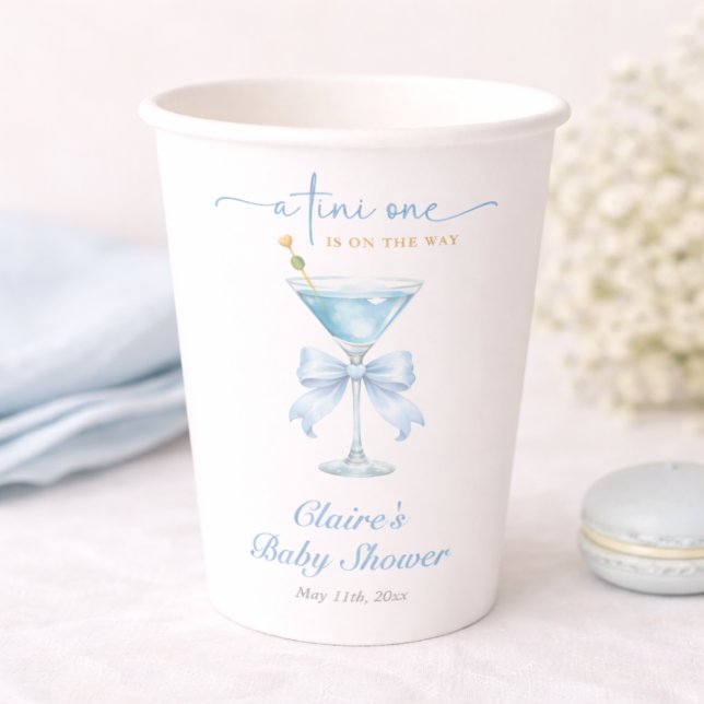 A Tini One Chic Martini Blue Bow Boy Baby Shower Pappbecher (Von Creator hochgeladen)
