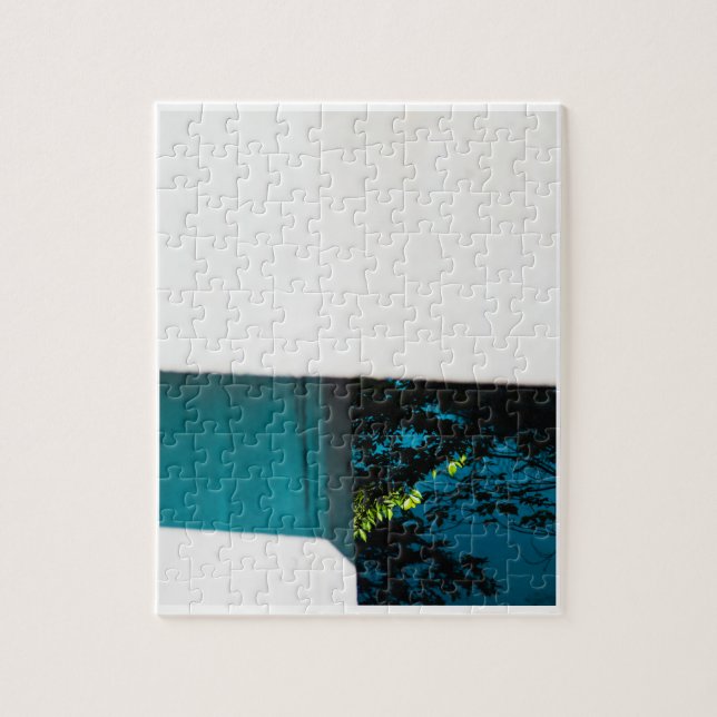A view stuck to the wall puzzle (Vertikal)