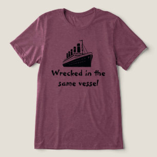AA in derselben Schiffskonstruktion zerstört Tri-Blend Shirt