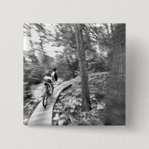 Aaron Rodgers beim Mountainbiken auf dem Stairway Button