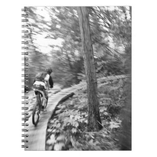 Aaron Rodgers beim Mountainbiken auf dem Stairway Notizblock