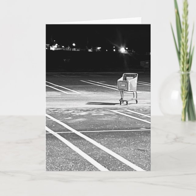 Abandoned Shopping Cart in Empty Parking Lot Karte (Vorderseite)