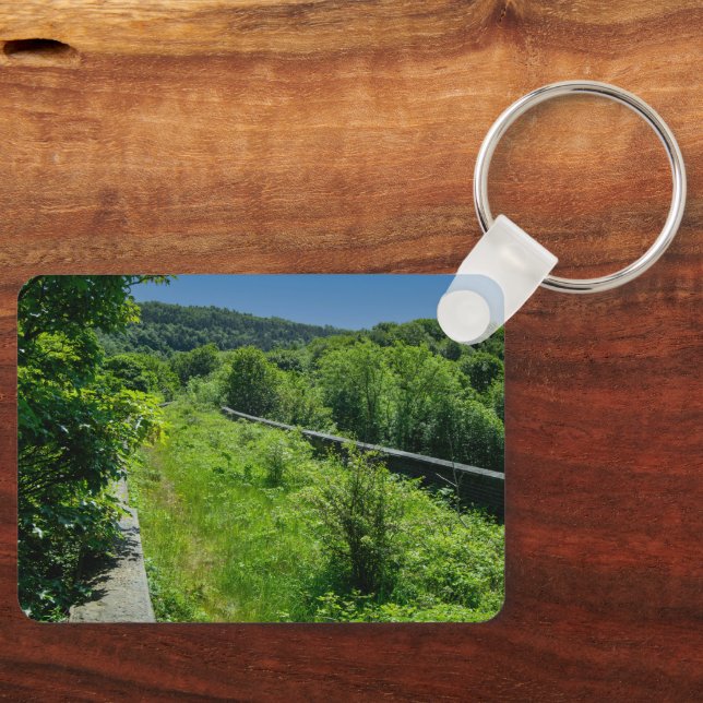 Abandoned Whitacre Mill Viaduct, Huddersfield Schlüsselanhänger (Vorderseite)
