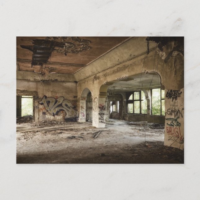 Abandoniertes Gebäude Verlassen auf "Decke"-Postka Postkarte (Vorderseite)