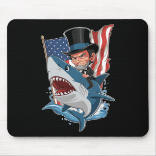 Abe Lincoln reitet auf Hai Tolles vierter Juli Gr Mousepad
