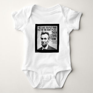 Abe Lincoln & "Stand Firm" Zitat Baby Strampler