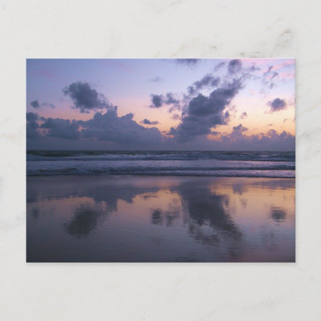 Abend Reflektionen am Karon Beach Postkarte (Vorderseite)